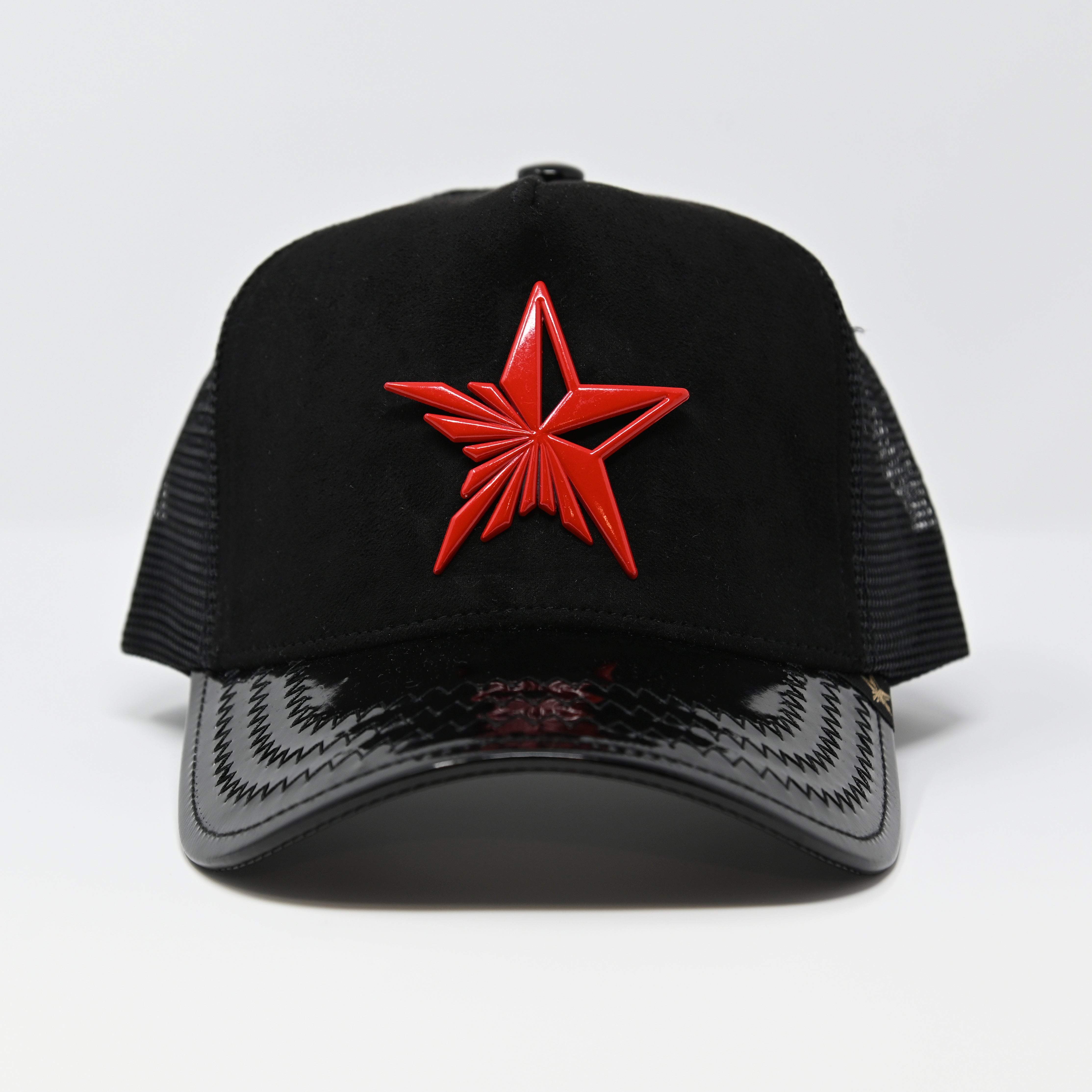 GOLD STAR - STAR RADIANCE TRUCKER HAT - BLACK/RED