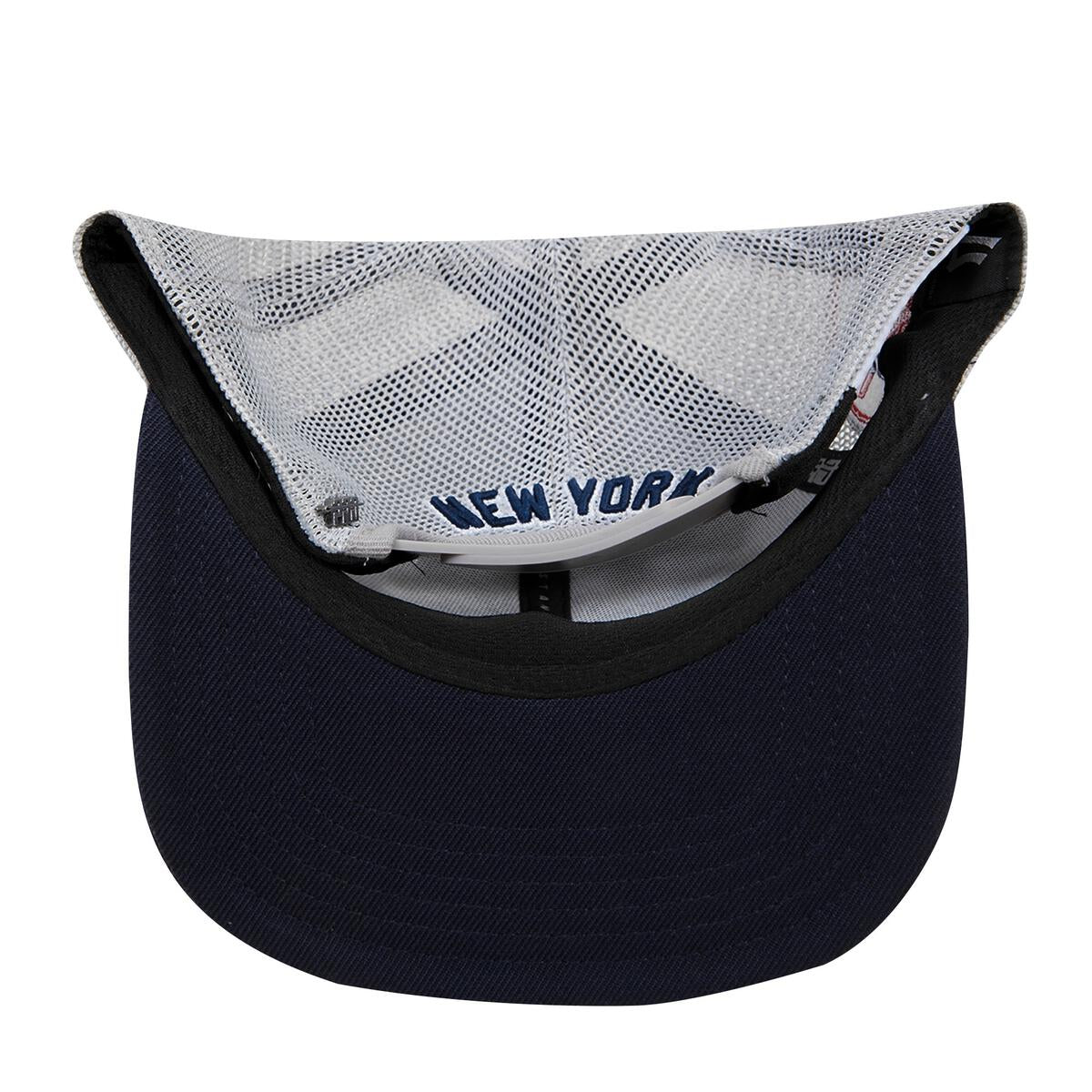 PRO STANDARD -NEW YORK YANKEES CLASSIC MESH BACK TRUCKER HAT