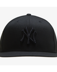 New Era Men's New York Yankees Blackout Basic 59FIFTY Fitted Hats